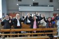 64 Śpiew uwielbienia